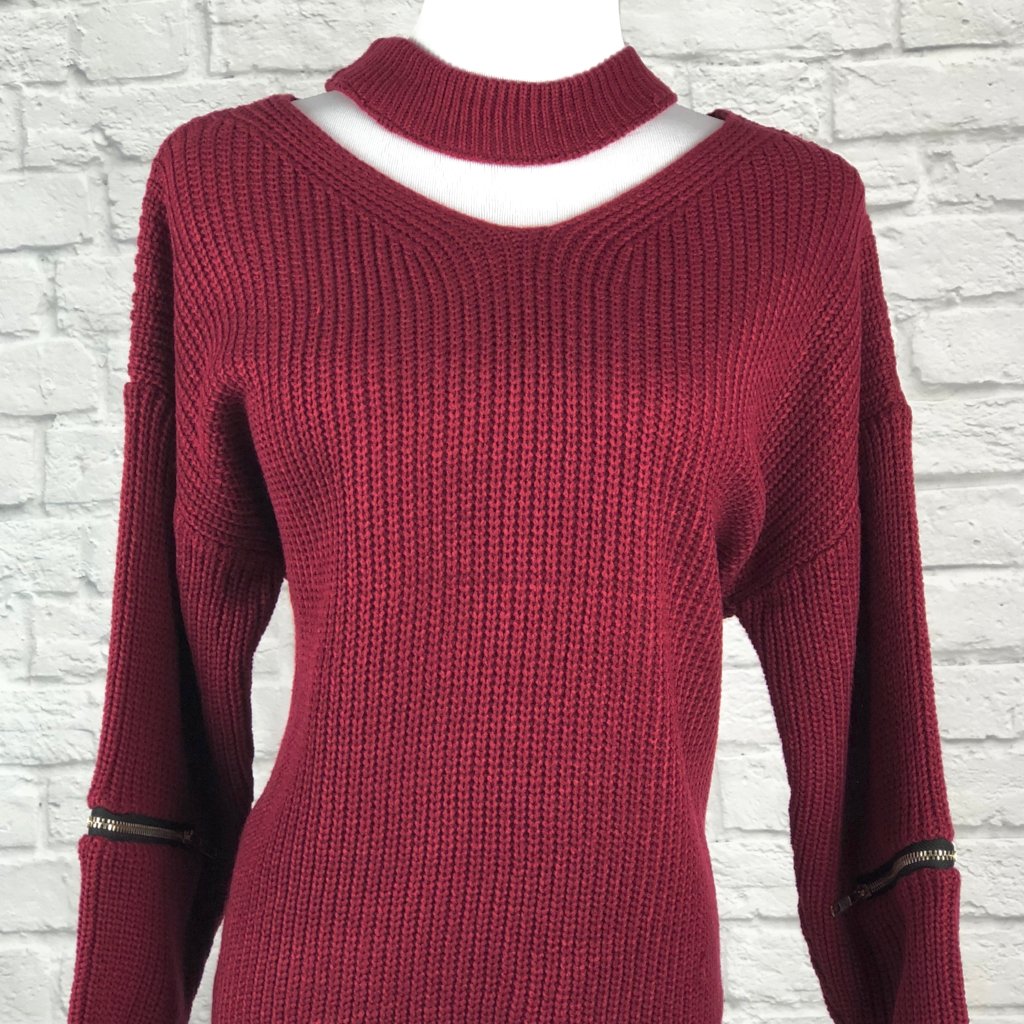 Choker Sweater